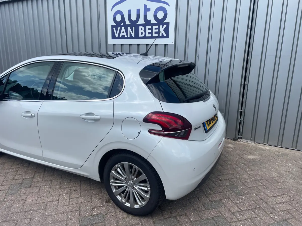 1.5 BlueHDi Blue Lease Allure