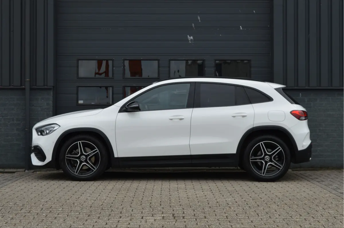 200 Business Solution AMG | CAMERA | SFEERVERLICHTING | CARPLAY |