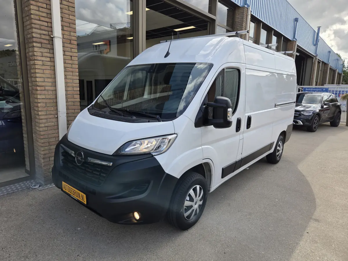 103Kw/140Pk L2H2 Links & Rechts Schuifdeur Airco Cruisecontrol 2500Kg Trekhaak