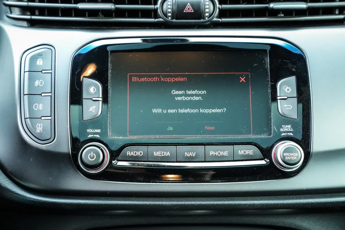1.750 Turbo Veloce | Org. NL-Auto! | Panoramadak | Xenon | Cruise Control | Bianco Pastello | Navi |