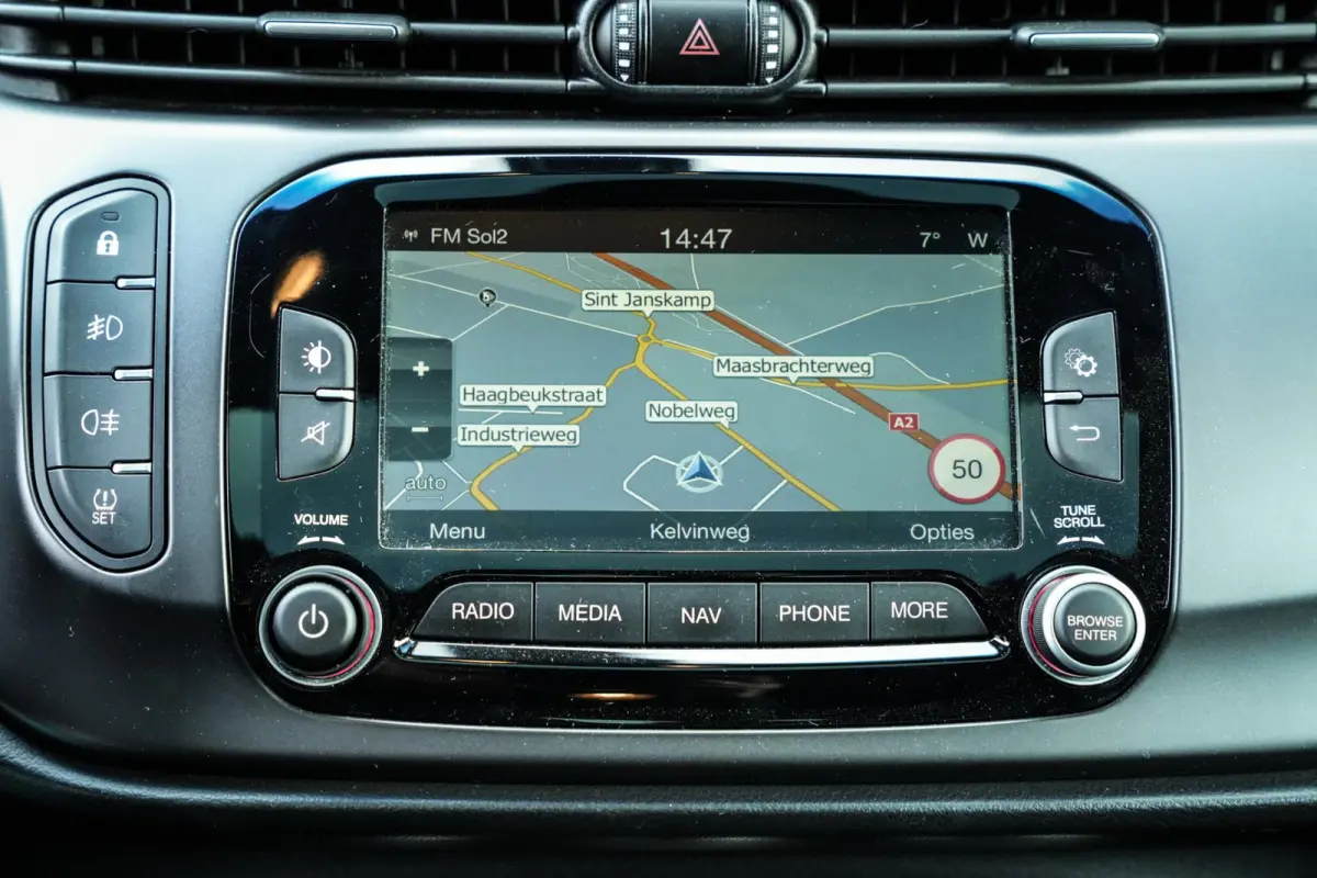 1.750 Turbo Veloce | Org. NL-Auto! | Panoramadak | Xenon | Cruise Control | Bianco Pastello | Navi |