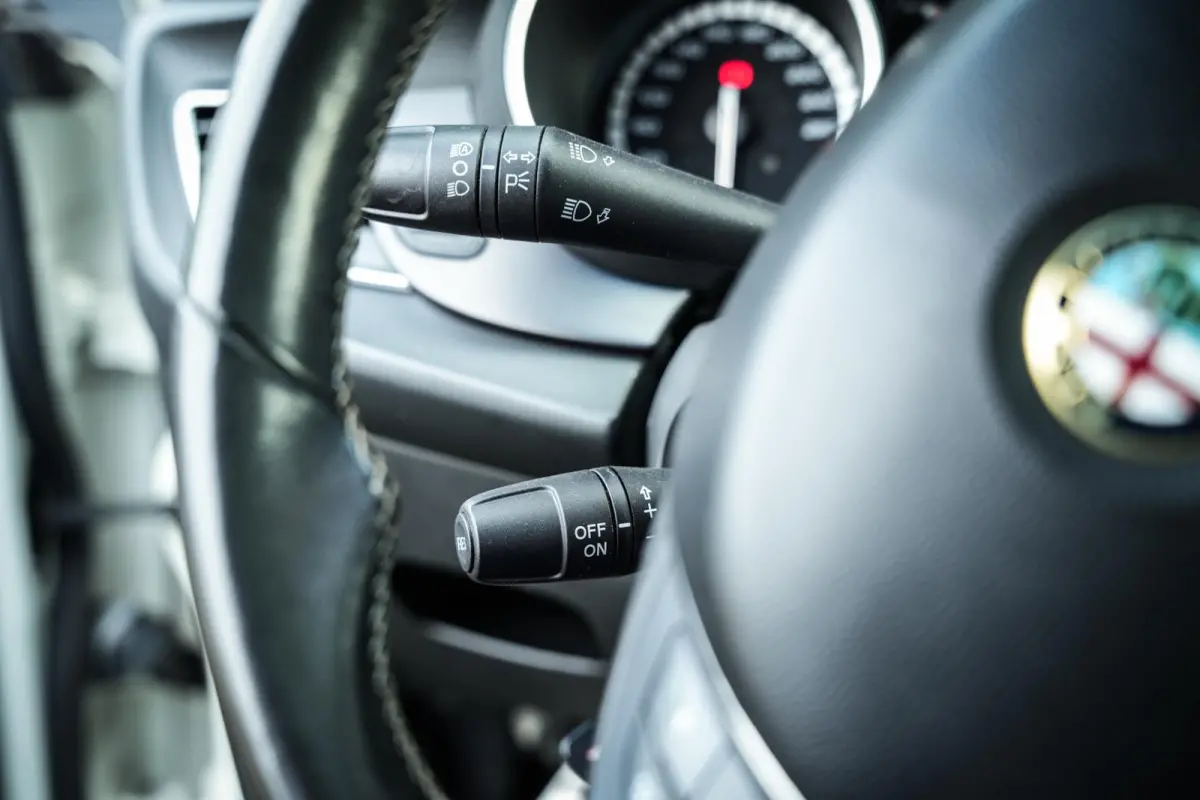 1.750 Turbo Veloce | Org. NL-Auto! | Panoramadak | Xenon | Cruise Control | Bianco Pastello | Navi |
