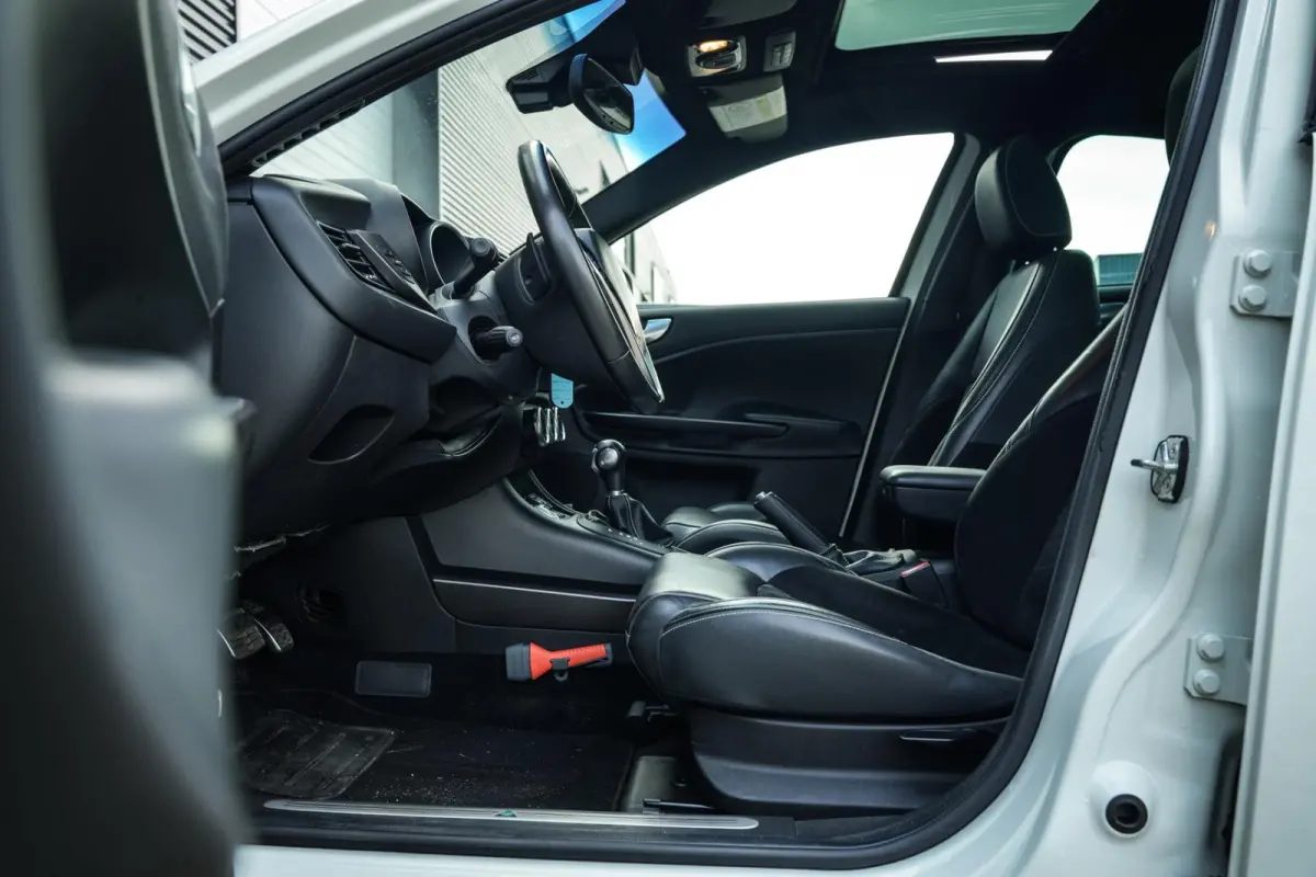1.750 Turbo Veloce | Org. NL-Auto! | Panoramadak | Xenon | Cruise Control | Bianco Pastello | Navi |