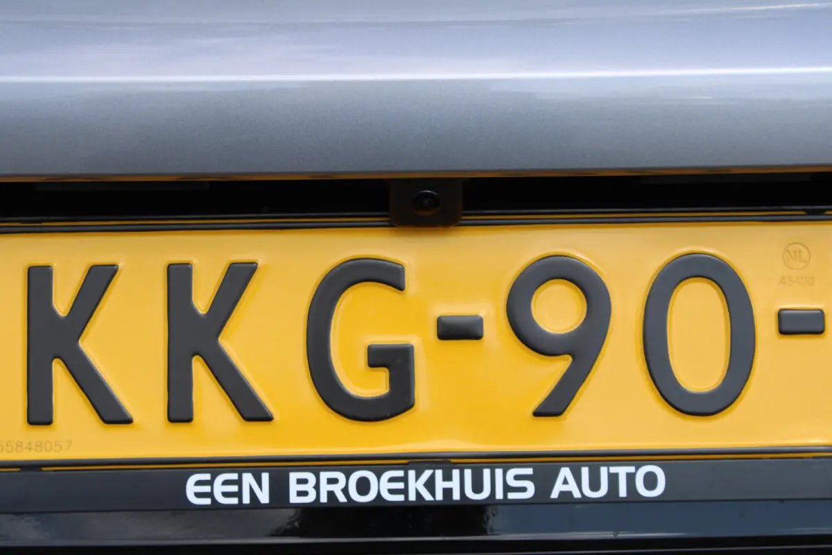 Business, (2025-H0) 51 kWh | CAMERA | NAVI | DRAADLOOS CARPLAY | KEYLESS START | SENSOREN VOOR EN ACHTER |