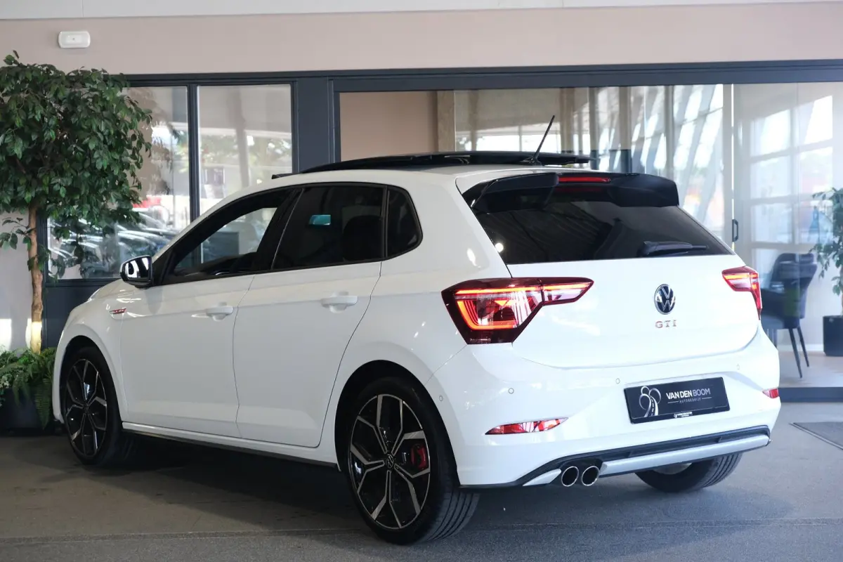 2.0 TSI GTI 207PK DSG Facelift Pano Alcantara IQ Cam Kessy ACC