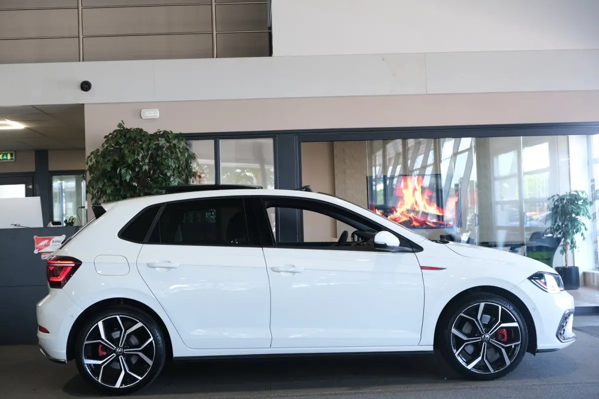 2.0 TSI GTI 207PK DSG Facelift Pano Alcantara IQ Cam Kessy ACC