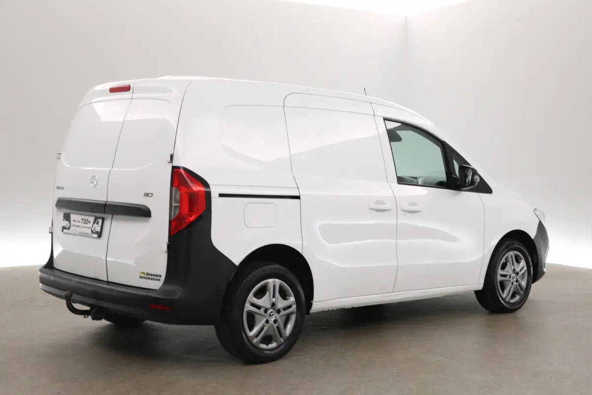 110 102PK | Benzine | 3 Zits | Airco | Cruise | Carplay | Trekhaak | Parkeersens.