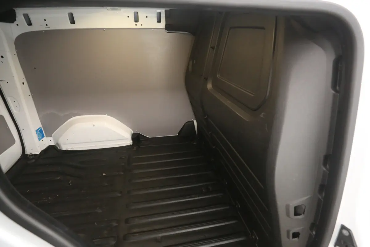 110 102PK | Benzine | 3 Zits | Airco | Cruise | Carplay | Trekhaak | Parkeersens.