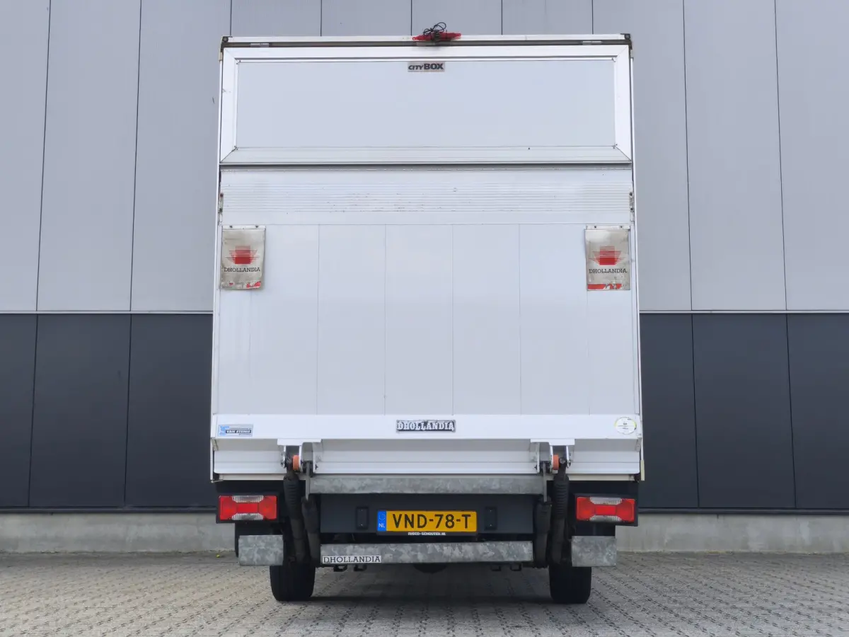 35S14V BAKWAGEN MET LAADKLEP AIRCO CAMERA