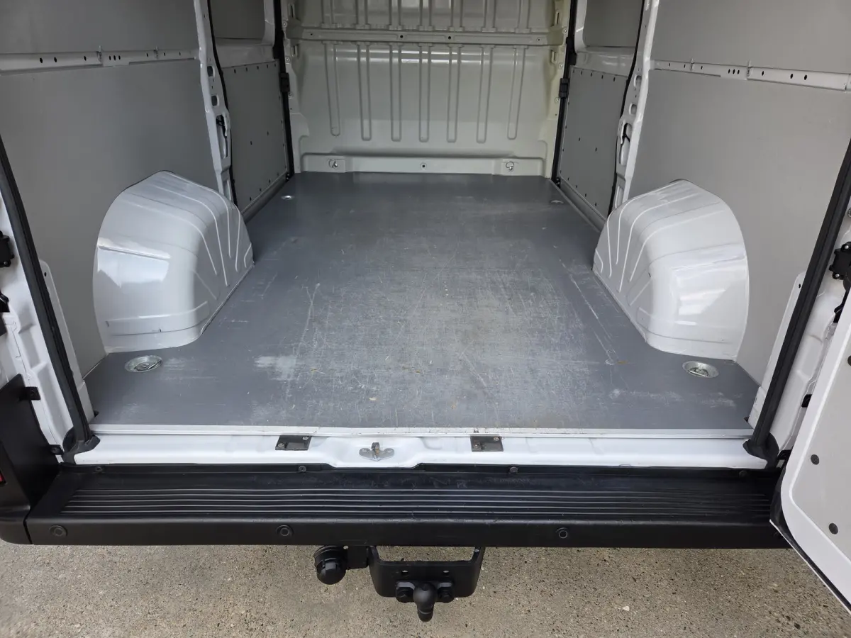/ Opel Movano 103Kw/140Pk L2H2 Links & Rechts Schuifdeur Airco Cruisecontrol 2500Kg Trekhaak