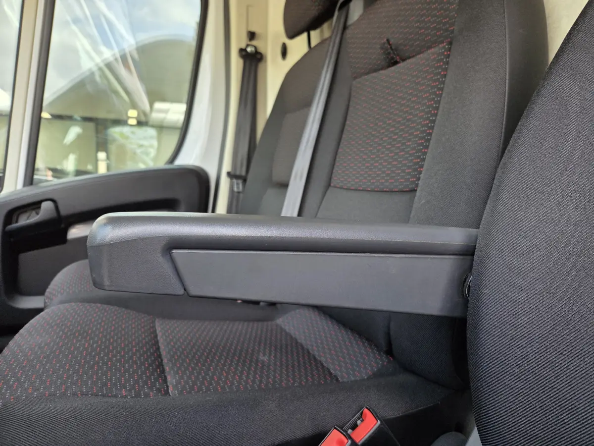 / Opel Movano 103Kw/140Pk L2H2 Links & Rechts Schuifdeur Airco Cruisecontrol 2500Kg Trekhaak