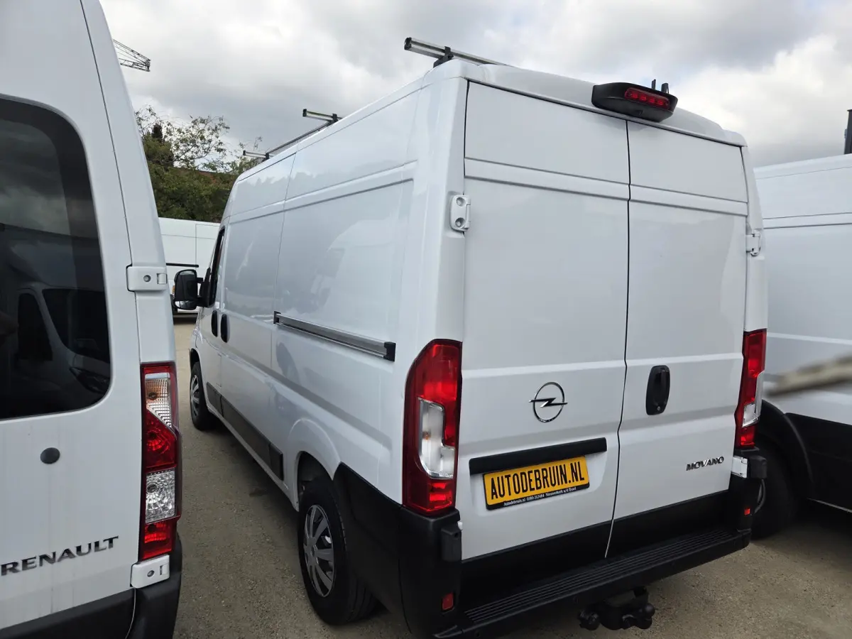 / Opel Movano 103Kw/140Pk L2H2 Links & Rechts Schuifdeur Airco Cruisecontrol 2500Kg Trekhaak