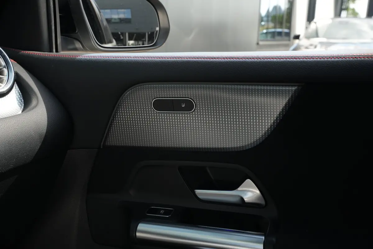 250 AMG Line 190PK | SOH: 98,95% | AMG Styling | Achteruitrijcamera | Cruise | Carplay |