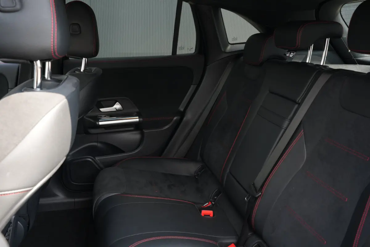250 AMG Line 190PK | SOH: 98,95% | AMG Styling | Achteruitrijcamera | Cruise | Carplay |