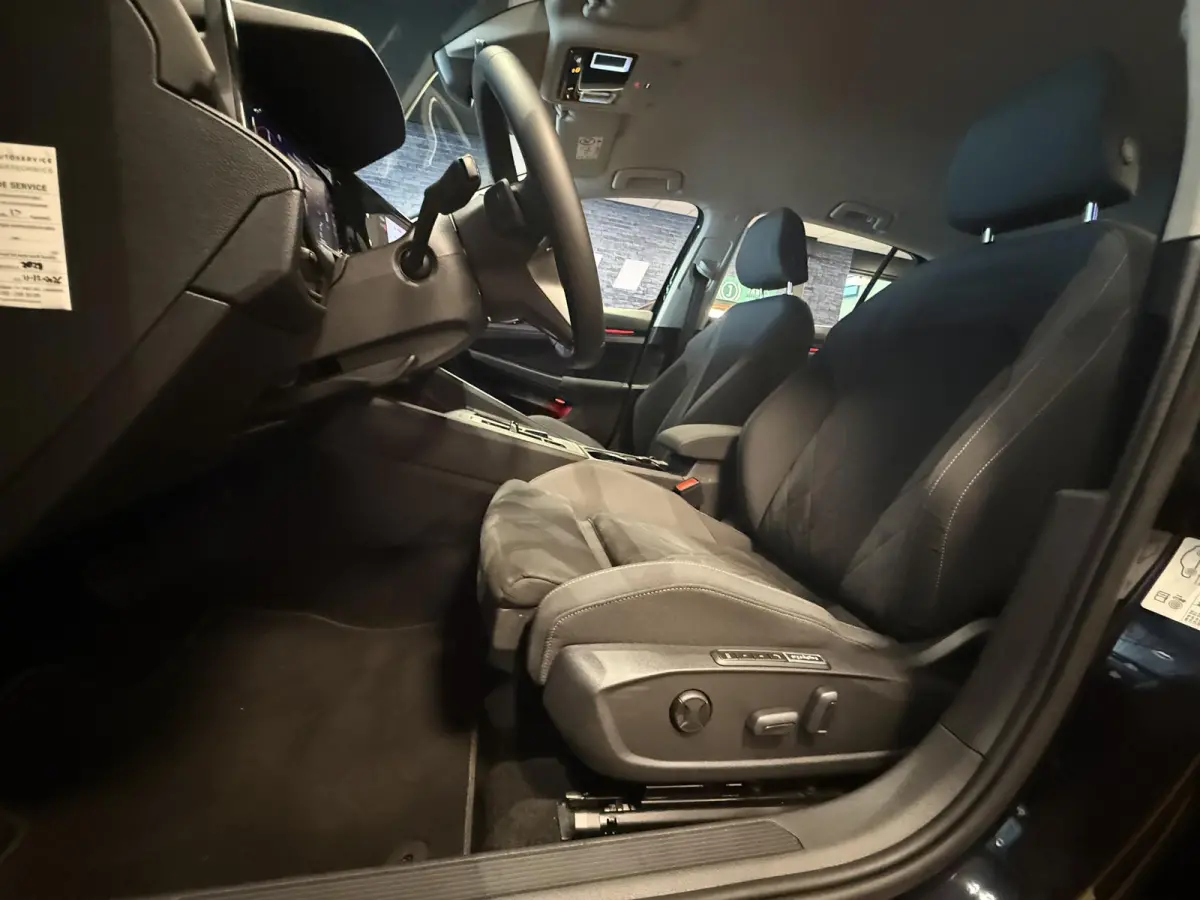 1.4 eHybrid Style PHEV|CRUISE ADAPTIEF|CARPLAY|STOEL&STUUR VERWARMING|MEMORY SEATS|