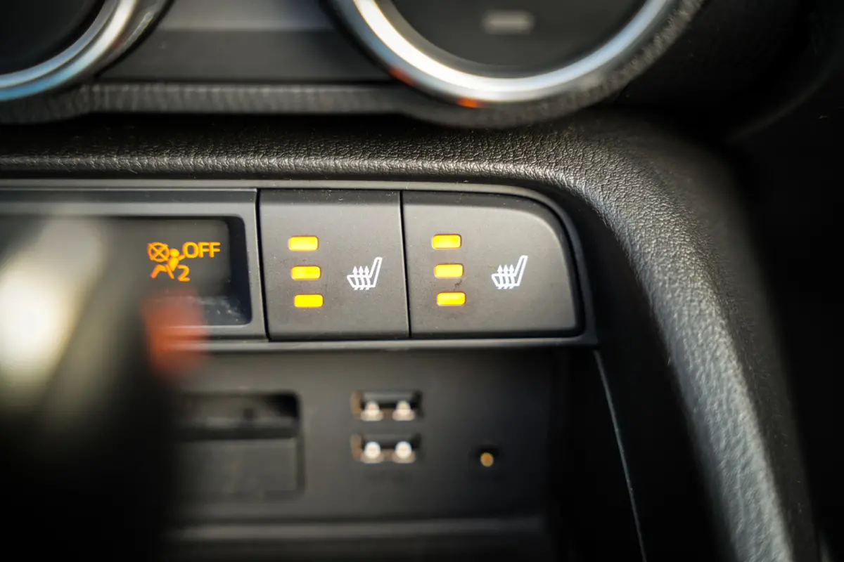 1.4 MultiAir Turbo Automaat | Navigatie | Clima | CC | Leder | Stoelverwarming | 1e Eigenaar |