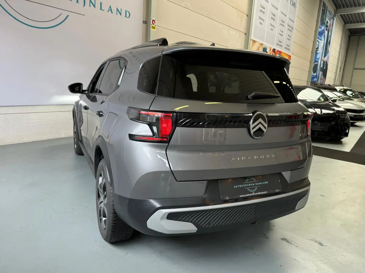 1.2 Hybrid 145pk Plus Automaat, camera, Carplay