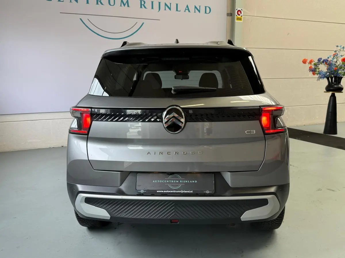 1.2 Hybrid 145pk Plus Automaat, camera, Carplay