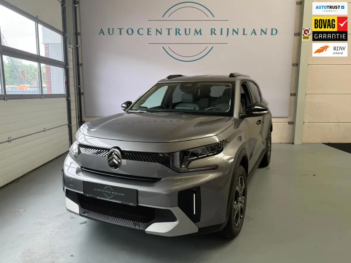 1.2 Hybrid 145pk Plus Automaat, camera, Carplay