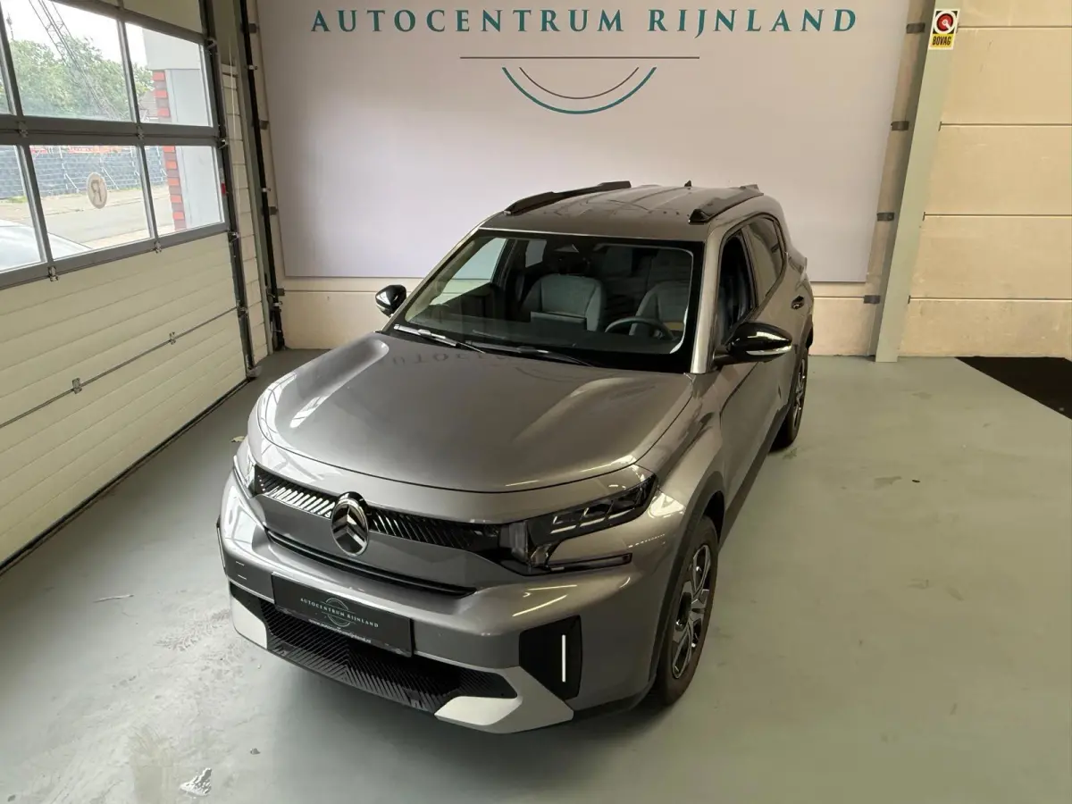 1.2 Hybrid 145pk Plus Automaat, camera, Carplay