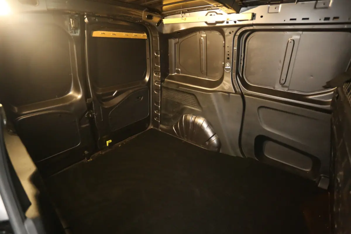 1.5 BlueHDI Club 131PK | Automaat | Airco | Camera | Cruise | Carplay | Trekhaak | LED