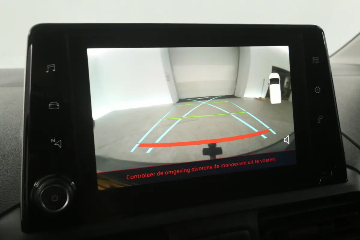 1.5 BlueHDI Club 131PK | Automaat | Airco | Camera | Cruise | Carplay | Trekhaak | LED