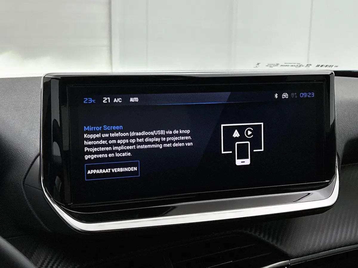 1.2 Hybrid 145pk Allure | Voorraaddeal! | Navigatie | Climate control | Adaptive cruise control | 17" lichtmetalen velgen | Camera V + A