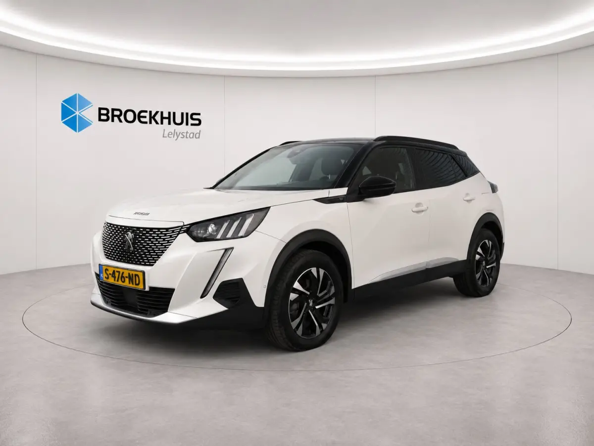 50KWH 136PK GT PACK AUTOMAAT / NAVI / LEDER / CLIMA / PDC / 17" LMV / CAMERA / KEYLESS / FULL-LED / FULL OPTIONS !!
