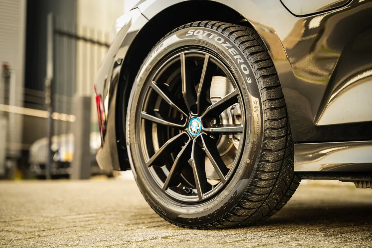 330e M-Sport Facelift | SOH 97% | ACC | Trekhaak | CarPlay | 1 eig. | CC | H.leder |