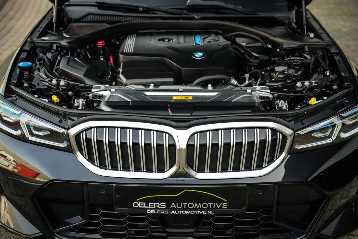 330e M-Sport Facelift | SOH 97% | ACC | Trekhaak | CarPlay | 1 eig. | CC | H.leder |