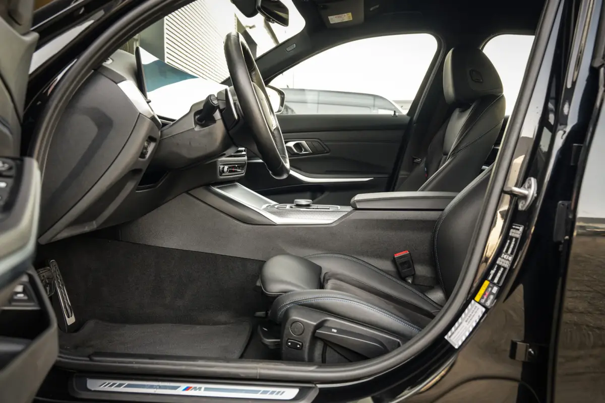 330e M-Sport Facelift | SOH 97% | ACC | Trekhaak | CarPlay | 1 eig. | CC | H.leder |