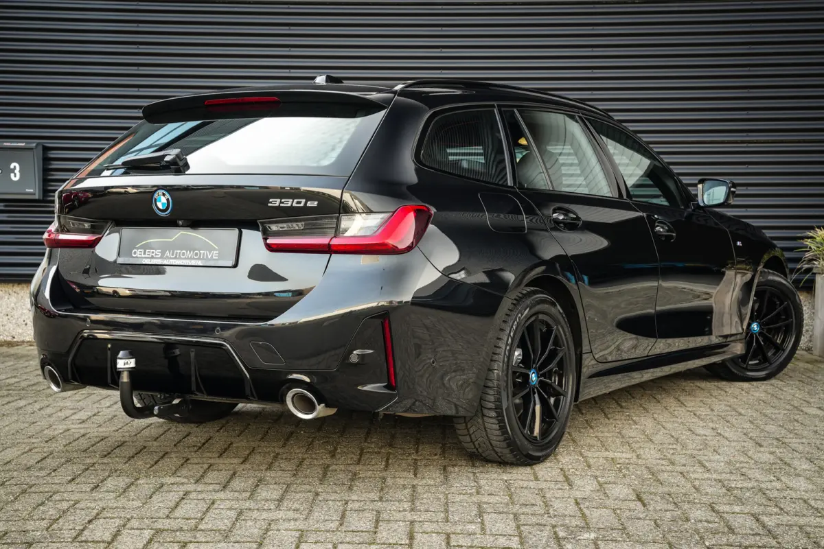 330e M-Sport Facelift | SOH 97% | ACC | Trekhaak | CarPlay | 1 eig. | CC | H.leder |