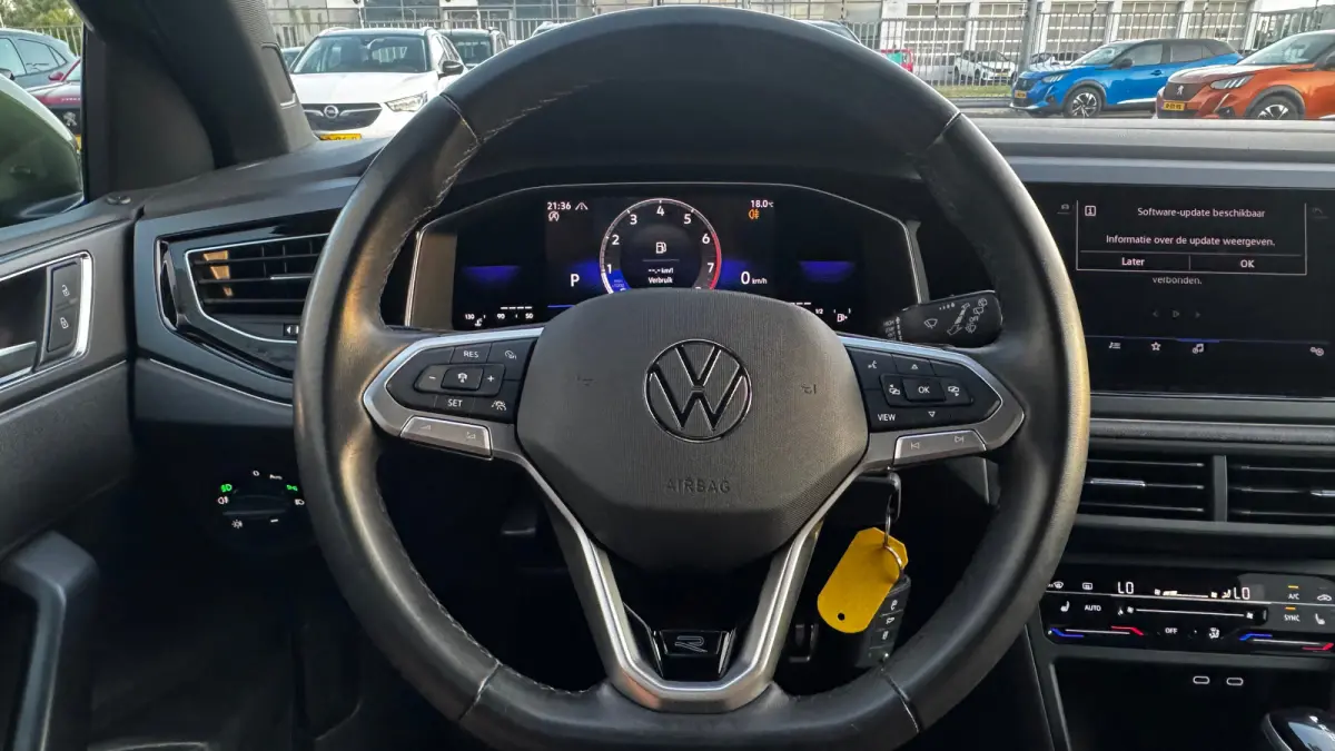 1.5 TSI 150PK R-LINE BUSINESS AUTOMAAT / NAVI / CLIMA / FULL-LED / PDC / 17" LMV / AFN. TREKHAAK / CAMERA / BLUETOOTH / CRUISECONTROL !!