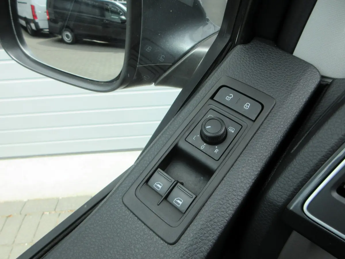 2.0tdi, L2, 204pk, Marge auto, DC, Dubbel Cabine, Highline, Navigatie, Xenon, LED,.