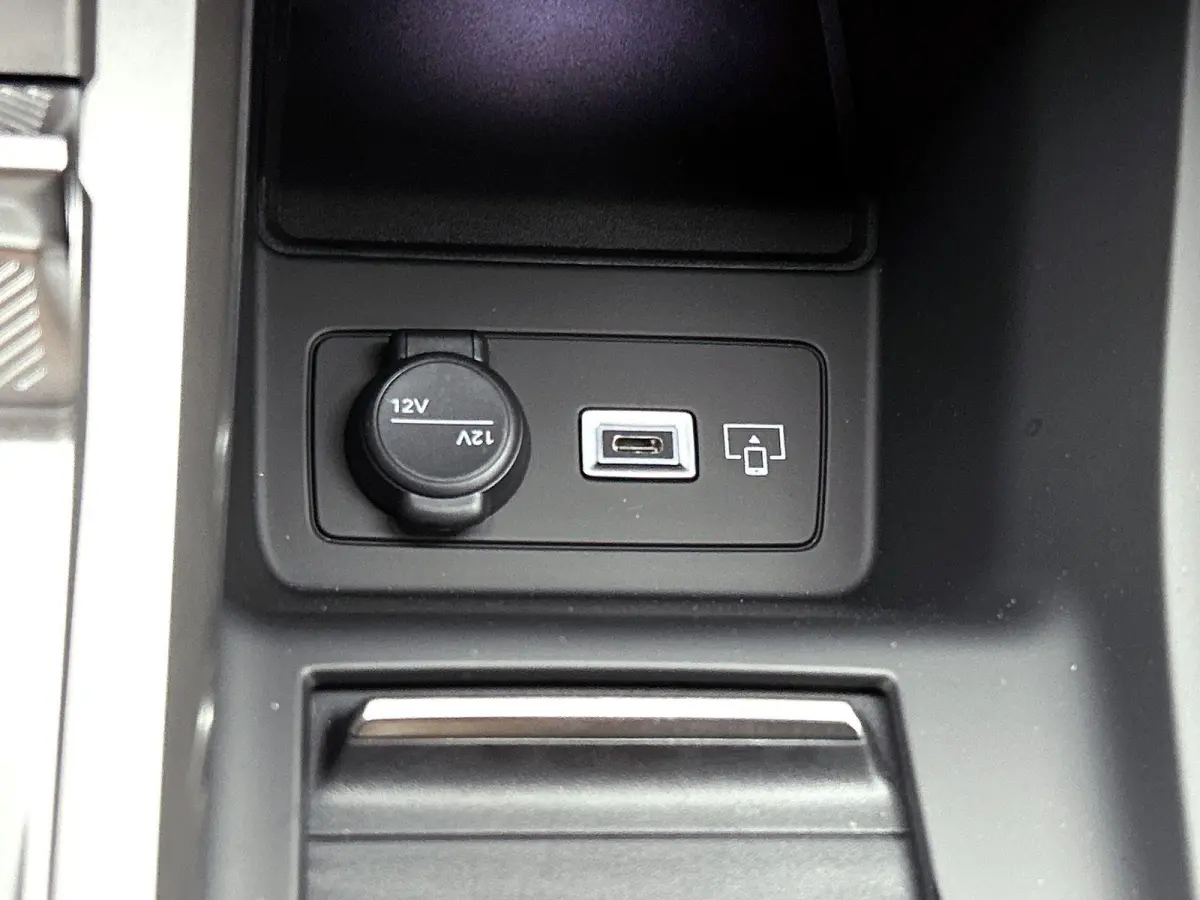 1.6 GT Exclusive Plug-In Hybrid 240 PK | Navigatie | 20" Lichtmetaal | Lederen bekleding | Adaptive Cruise Control | Elektrische Kofferklep | 80 Km Actieradius WLTP