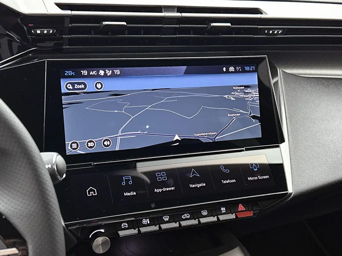 1.6 GT Exclusive Plug-In Hybrid 240 PK | Navigatie | 20" Lichtmetaal | Lederen bekleding | Adaptive Cruise Control | Elektrische Kofferklep | 80 Km Actieradius WLTP