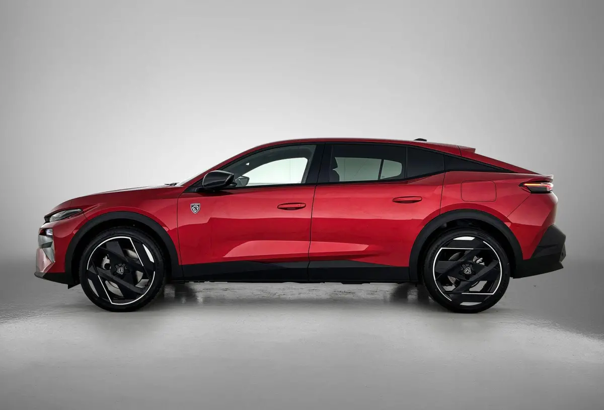 1.6 GT Exclusive Plug-In Hybrid 240 PK | Navigatie | 20" Lichtmetaal | Lederen bekleding | Adaptive Cruise Control | Elektrische Kofferklep | 80 Km Actieradius WLTP