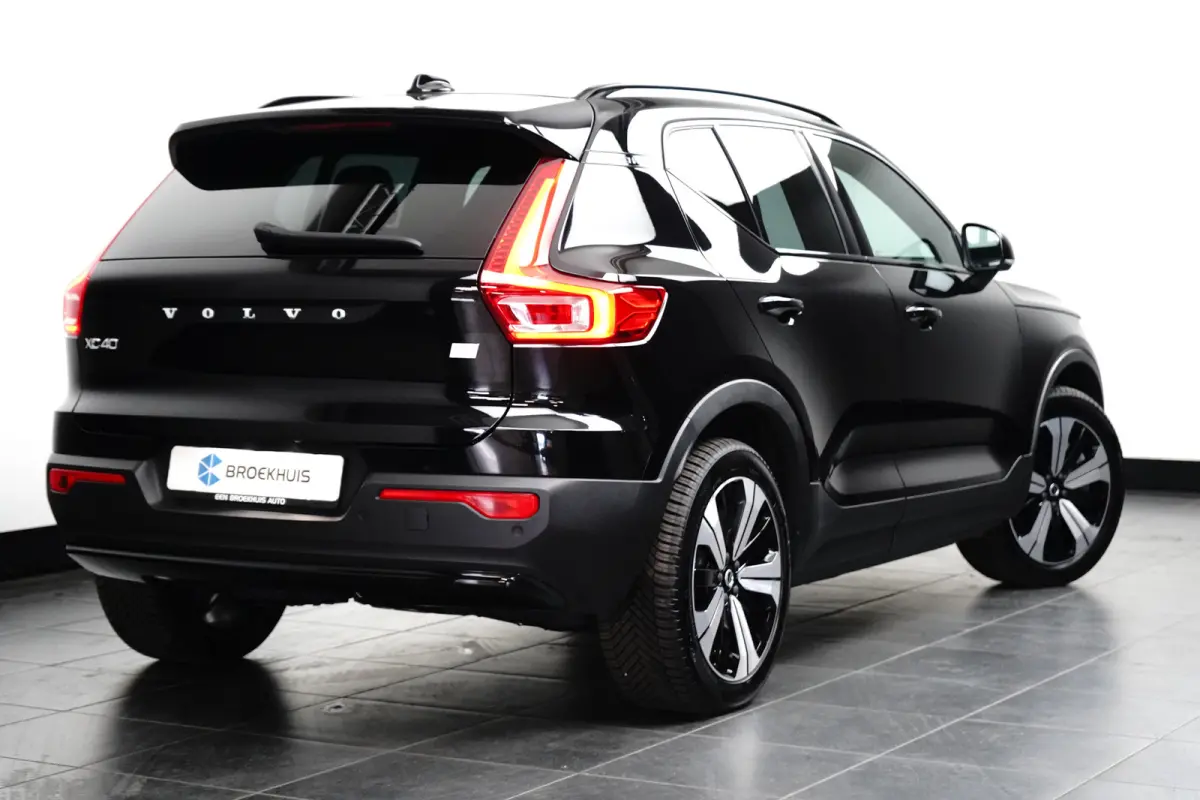 Twin Plus AWD | Trekhaak | Stoel- en stuurverwarming | 19"-5-Doppelspeichen Sport-Design Diamantschnitt/Hochglanzschwarz | 4 seizoenen banden | Achteruitrijcamera