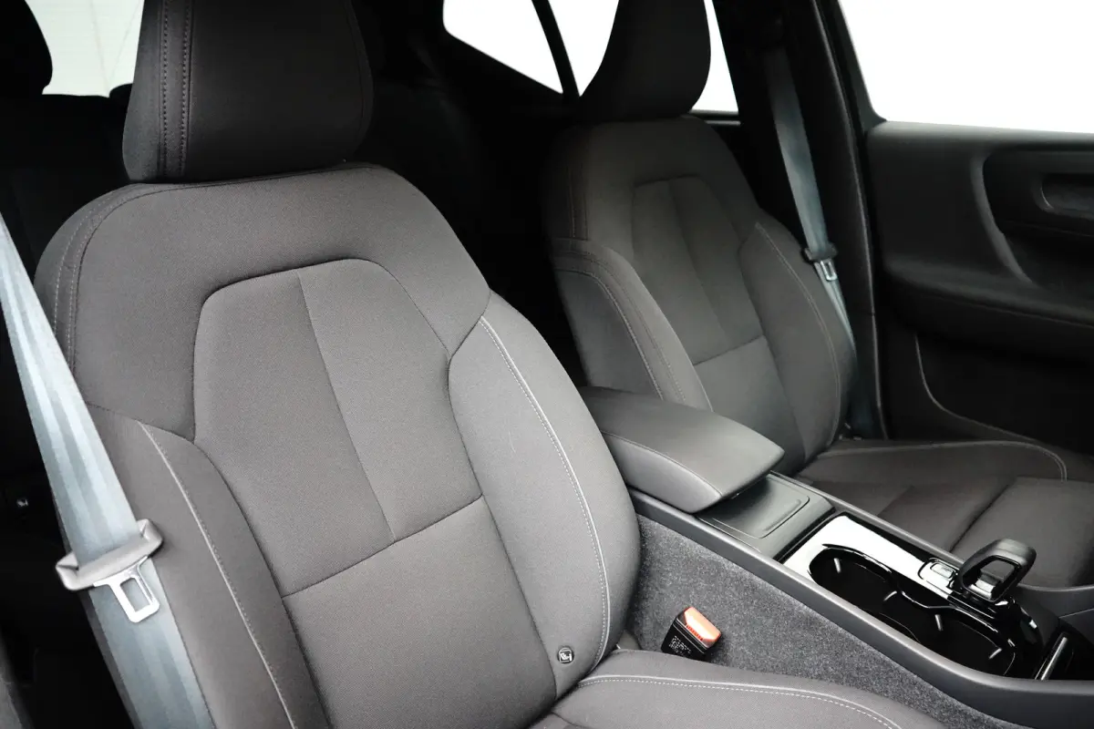 Twin Plus AWD | Trekhaak | Stoel- en stuurverwarming | 19"-5-Doppelspeichen Sport-Design Diamantschnitt/Hochglanzschwarz | 4 seizoenen banden | Achteruitrijcamera