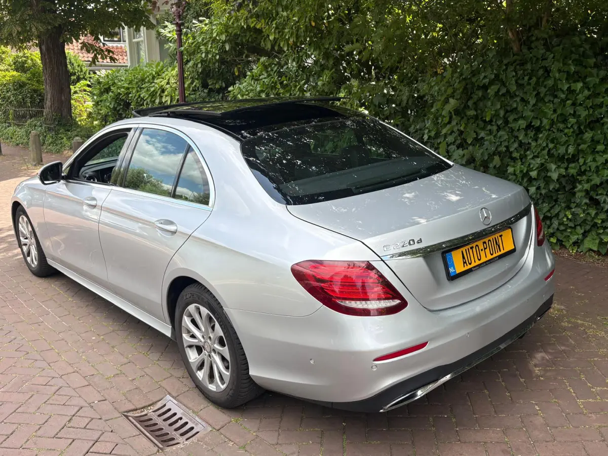 220D AMG-LINE/PANO/360CAM/AMBIANCE/PDC