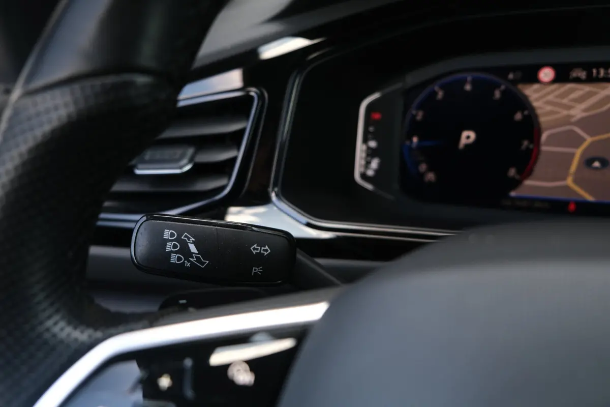 1.5 TSI 2x R-Line DSG Facelift IQ Led Virtual Cam Navi ACC