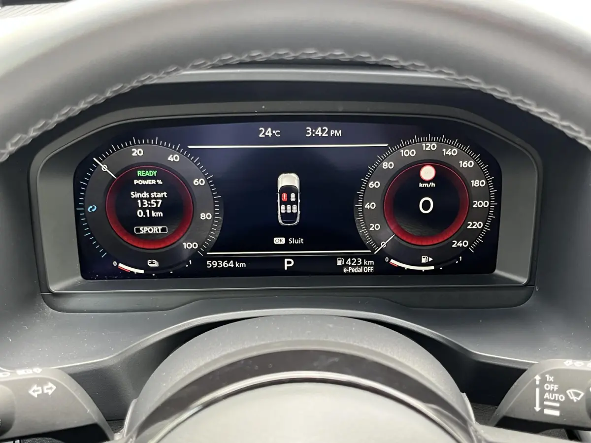 1.5 e-Power Business Premium | Navi/Clima/Adapt.Cruise/Pano.Dak/360° Camera/Apple CarPlay-Android Auto