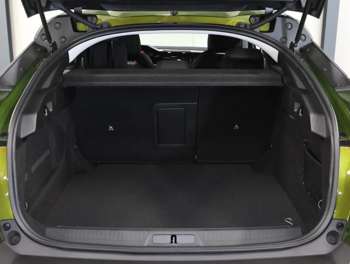 1.2 Allure Hybrid 145 PK | 360 gr. camera | Stuur en stoelverwarming | 8 jaar garantie | 19" licht metalen velgen