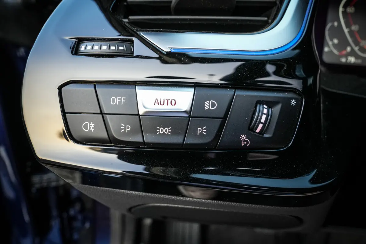 SDrive 20i Sportline | ACC | CarPlay | HUD | PDC met Camera | LED | 1e Eig. |