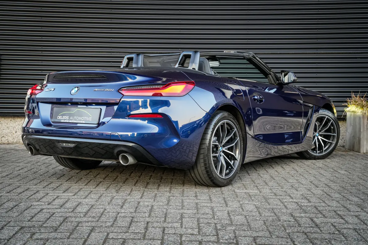 SDrive 20i Sportline | ACC | CarPlay | HUD | PDC met Camera | LED | 1e Eig. |