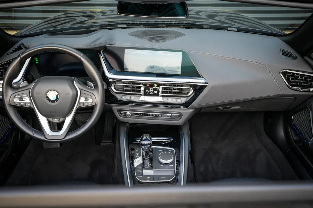 SDrive 20i Sportline | ACC | CarPlay | HUD | PDC met Camera | LED | 1e Eig. |