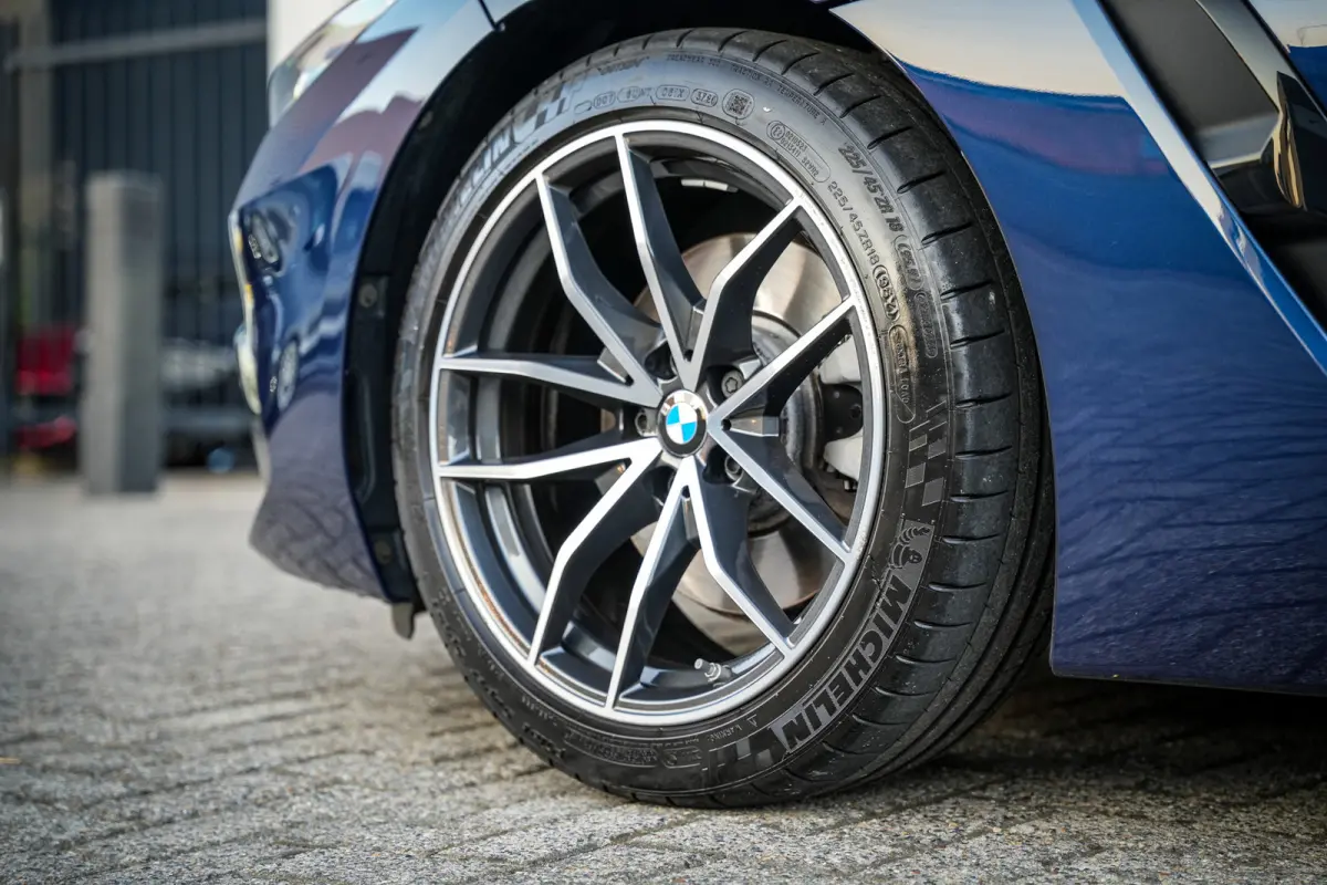 SDrive 20i Sportline | ACC | CarPlay | HUD | PDC met Camera | LED | 1e Eig. |