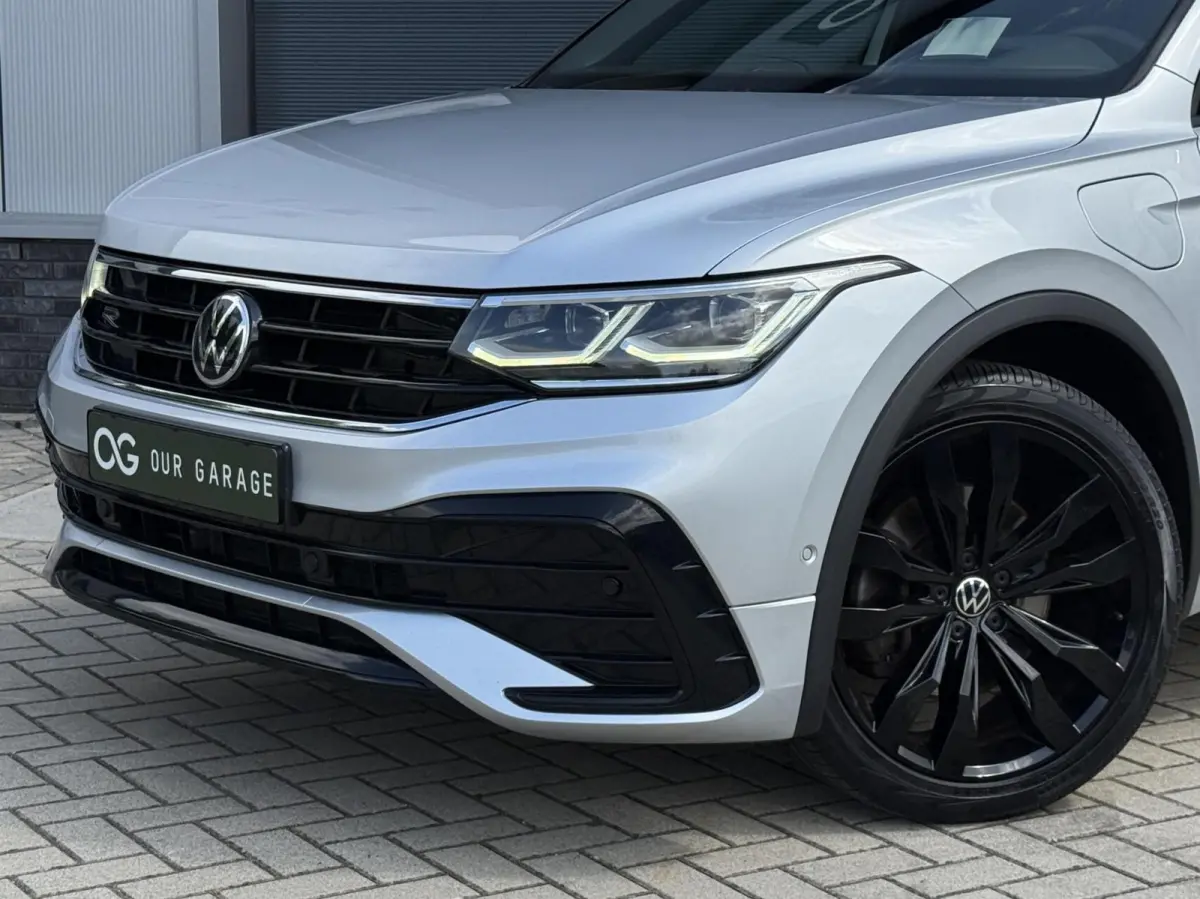 1.4 TSI eHybrid R-Line|20"|IQ Light|ACC