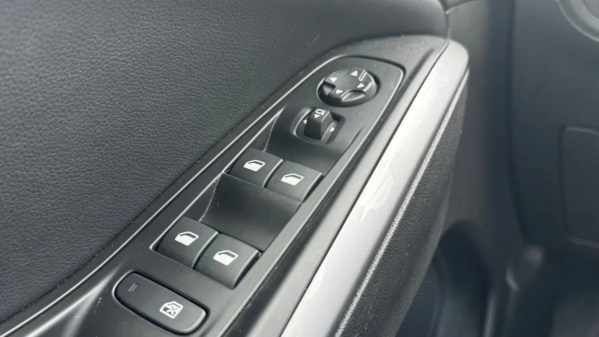 1.6 TURBO HYBRID 225PK LEVEL 4 GS AUTOMAAT / NAVI / LEDER / CLIMA / LED / PDC / AGR / 18" LMV / KEYLESS / WINTERPAKKET / BLUETOOTH / ADAPT. CRUISECONTROL  !!