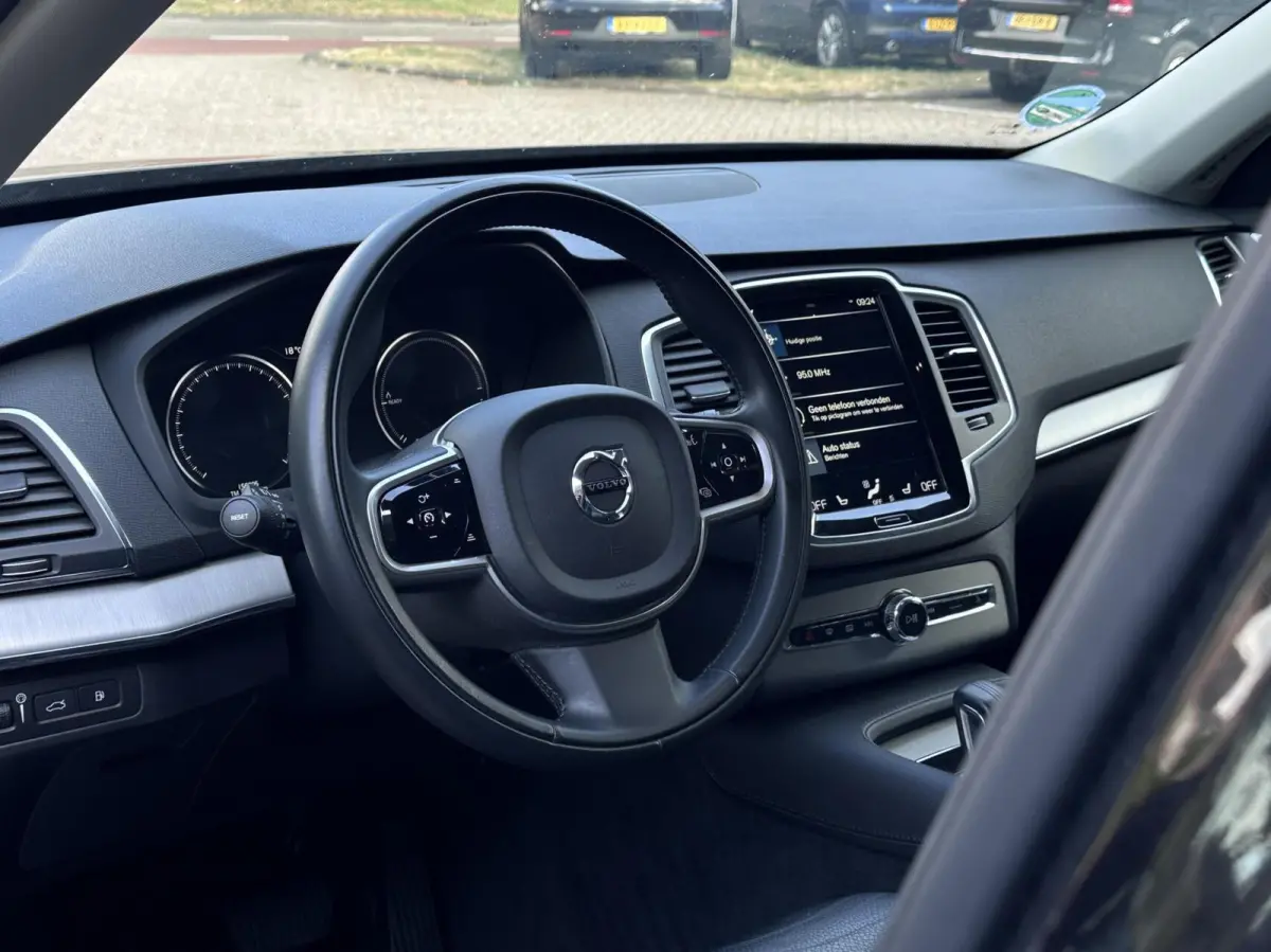 2.0 T8 Twin Engine AWD Inscription 7p. Leer, Camera, Auto pilot..